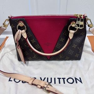 LOUIS VUITTON  Monogram Canvas BB V Tote Bag